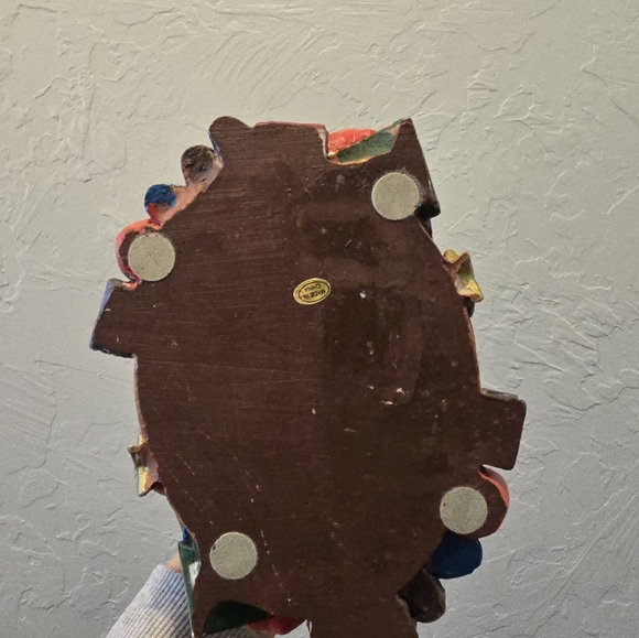 6 1/2” Tall Resin Teacher’s Basket - Picture 2 of 3